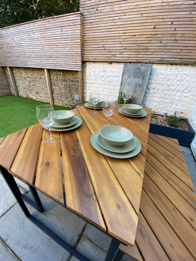 Stylish 2 Bedroom Cottage, Close To Town Centre Worthing Extérieur photo